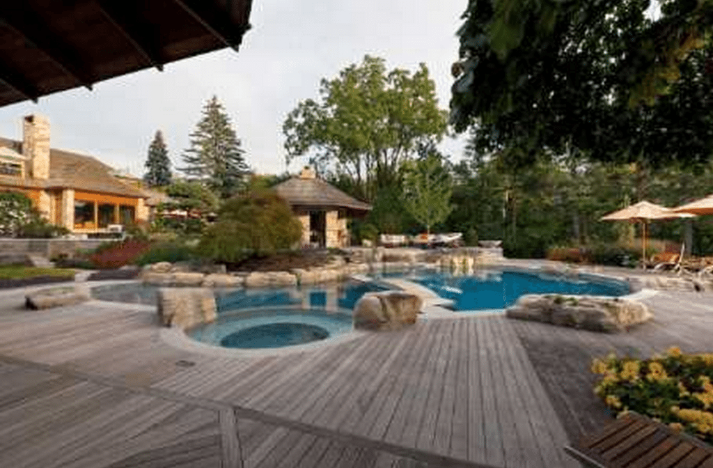 28 Park Lane Circle | $9,750,000