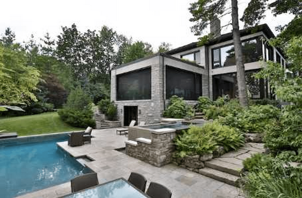 346 Riverview Drive | $15,880,000