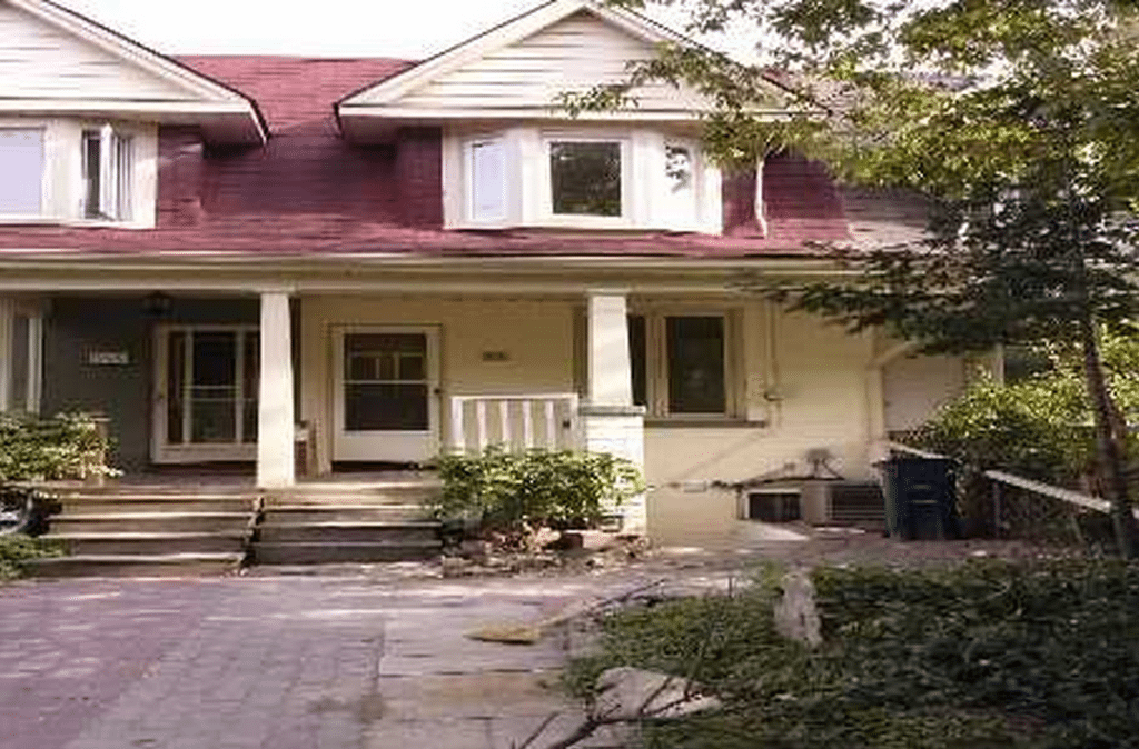 325 Bain Ave