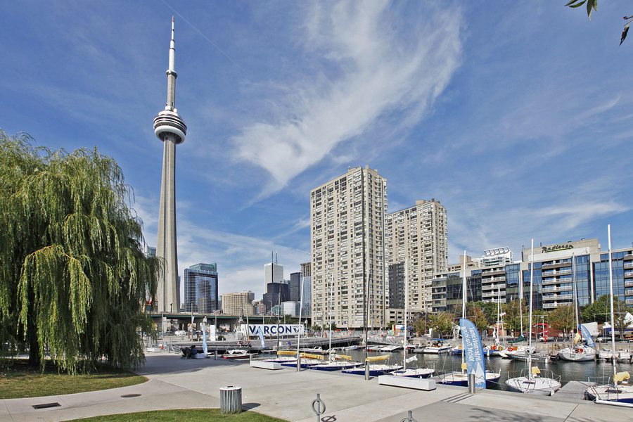 270 Queens Quay