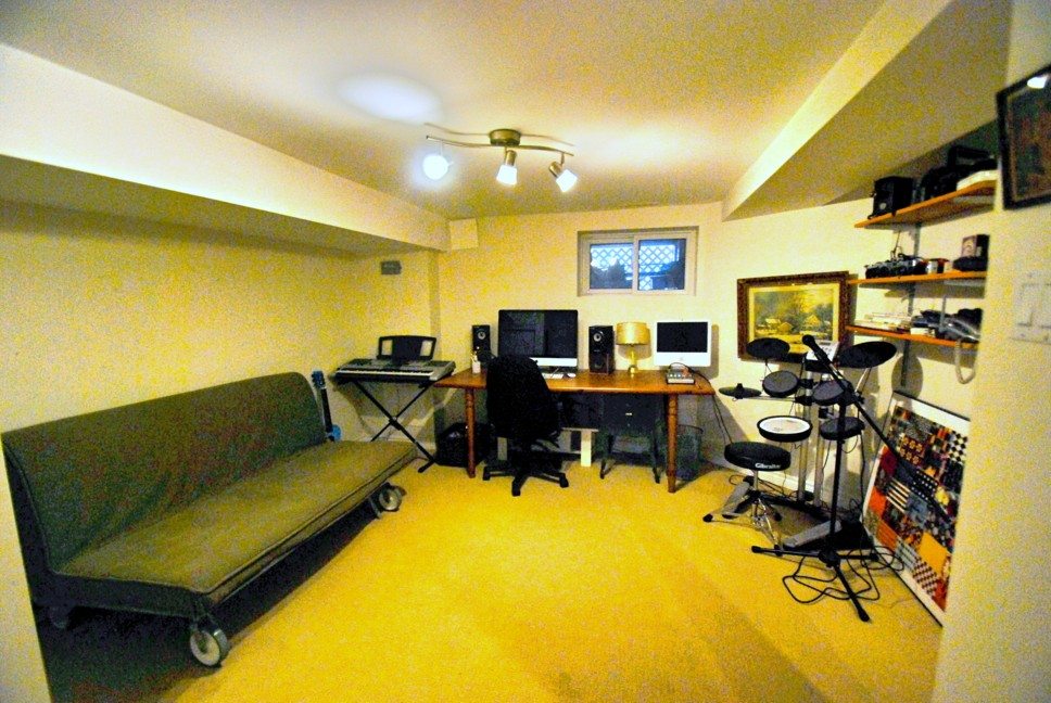 847 Lansdowne basement (2)