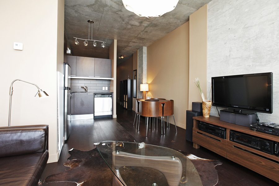 Living Room 4