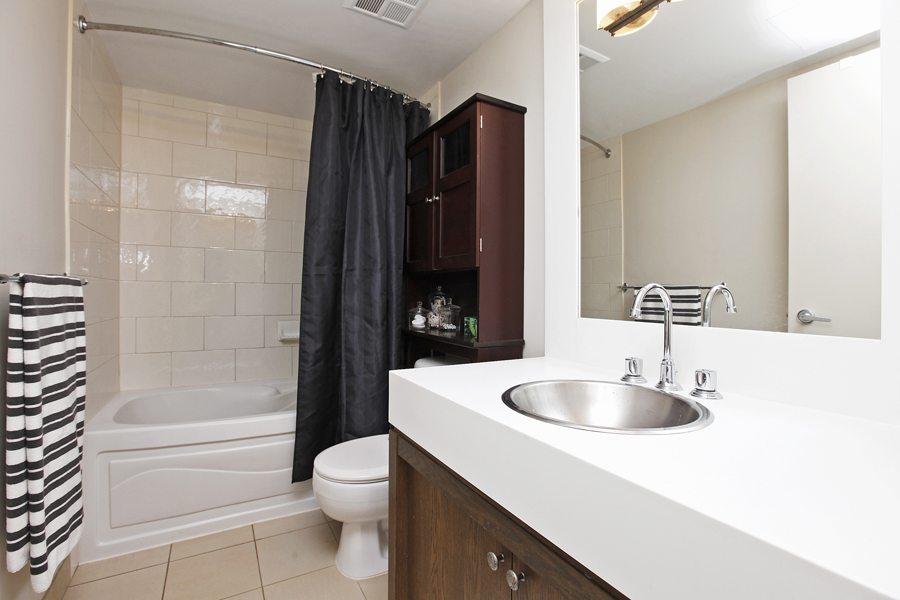 Upgraded condo