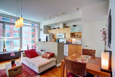 333 Adelaide East