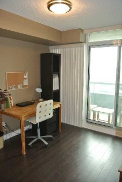51 Lower Simcoe 1609 - Condo Lease at the foot of CN Tower (6)