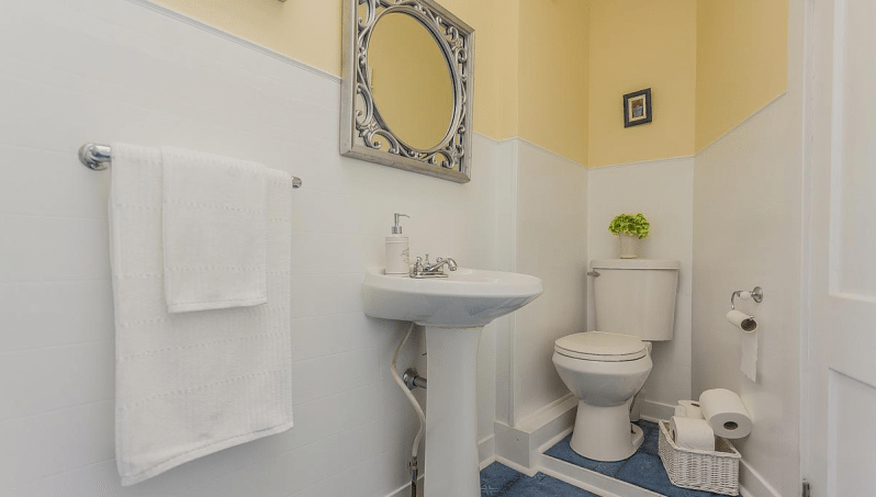 88 South Bonnington Toronto Powder Room