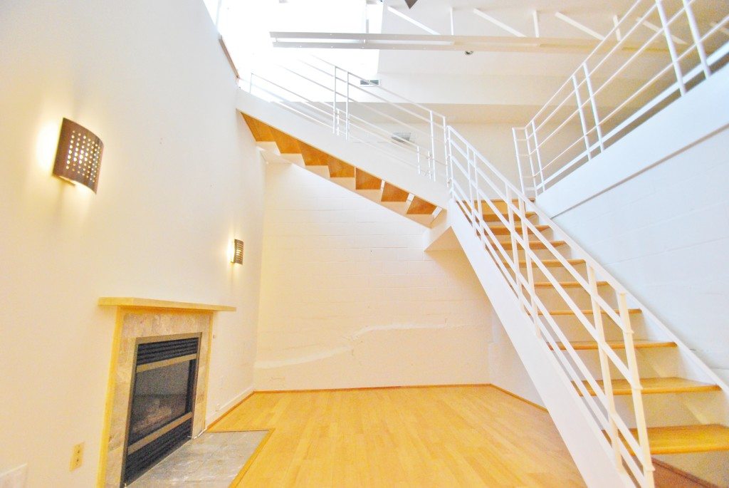 Danforth Hard Loft Lease - 99 Coleman 103 (24)