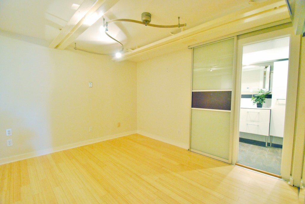 Danforth Hard Loft Lease - 99 Coleman 103 (3)