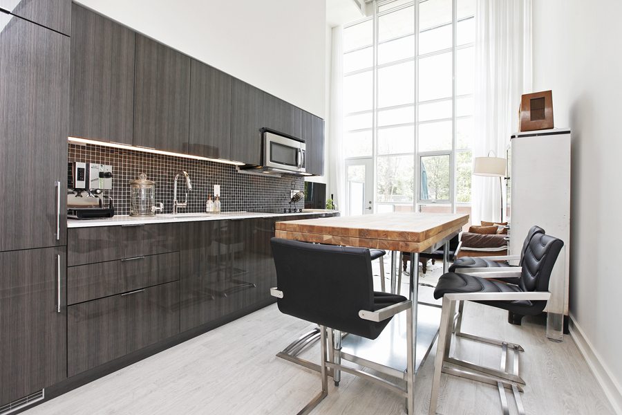5 Hanna Avenue Toronto Liberty Village Loft for sale Kitchen 2
