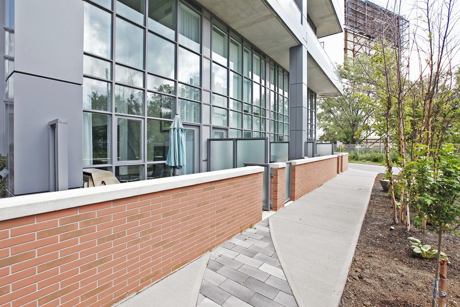 5 Hanna Avenue Toronto Liberty Village Lofts for sale patio
