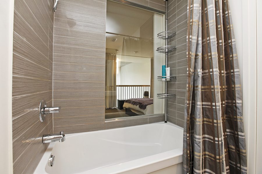 5 Hanna Avenue Toronto Loft for sale Shower