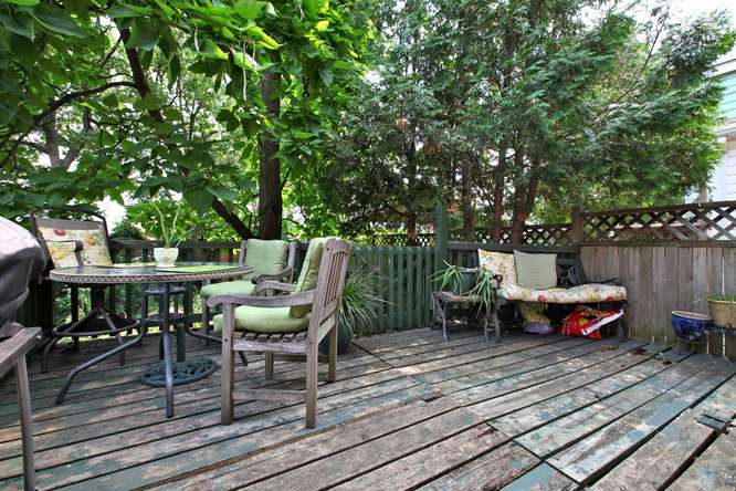 29 Glenora Ave Toronto Deck 4
