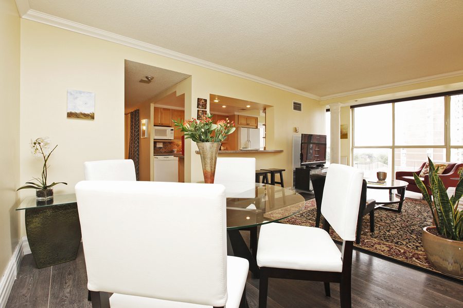 15 Maitland Place #809 Condo for Sale Dining Room 5