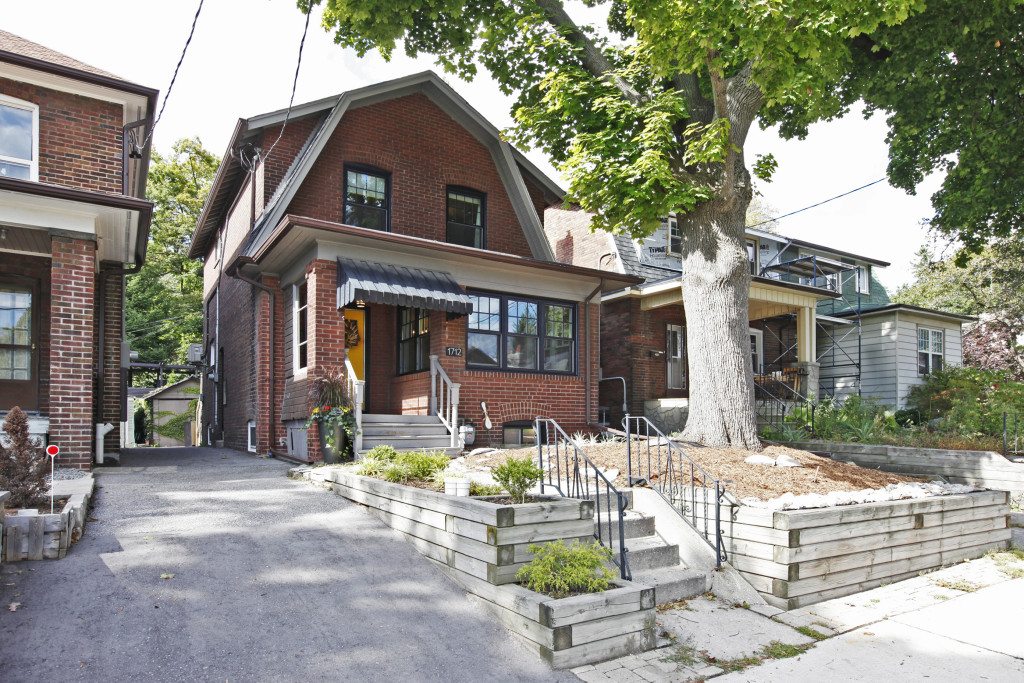 1712 Gerrard East Upper Beach