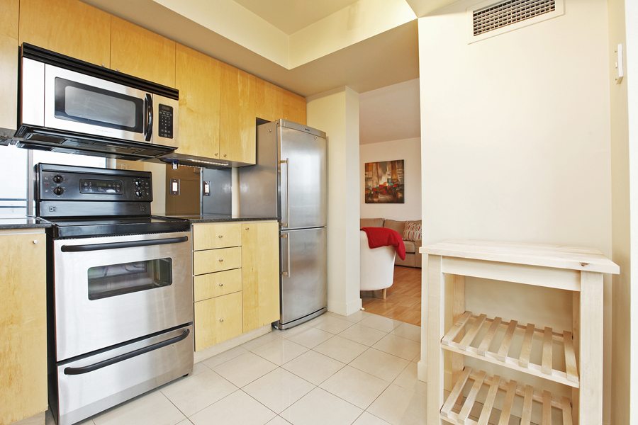 50 Lynn Williams condo for sale kitchen