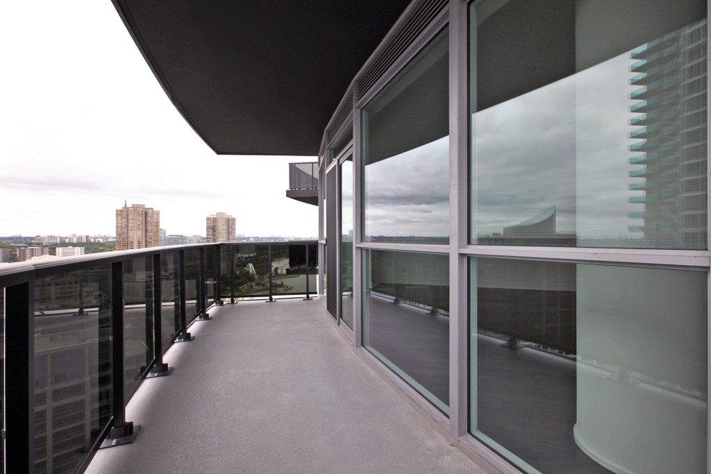 80 Marine Parade Drive 2606 Condo for Rent Balcony 2
