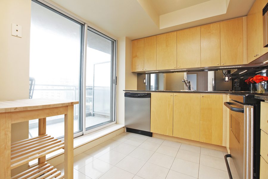 Kitchen 1