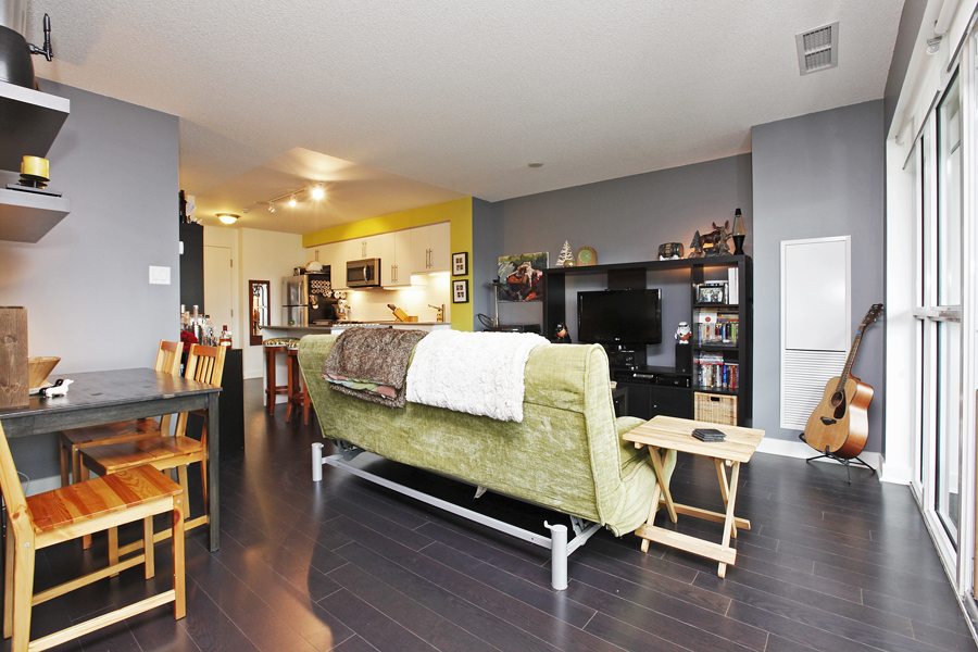 1169 Queen Street West Toronto Condo for Sale Livingroom
