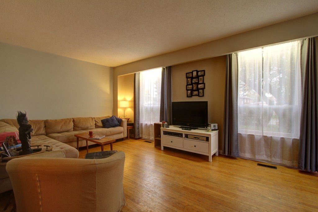 45 Edenborough Drive House for Sale Living Room