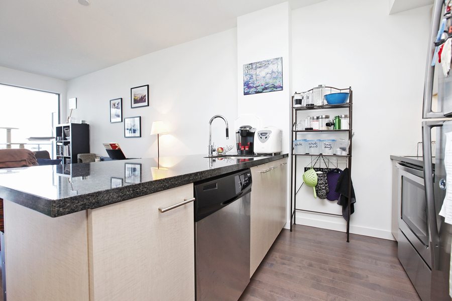70 Distillery Lane #2804 Condo for Sale Kitchen 3