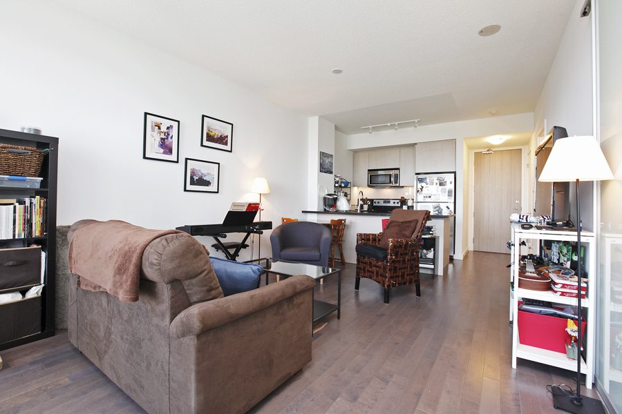 70 Distillery Lane #2804 Condo for Sale Living Room