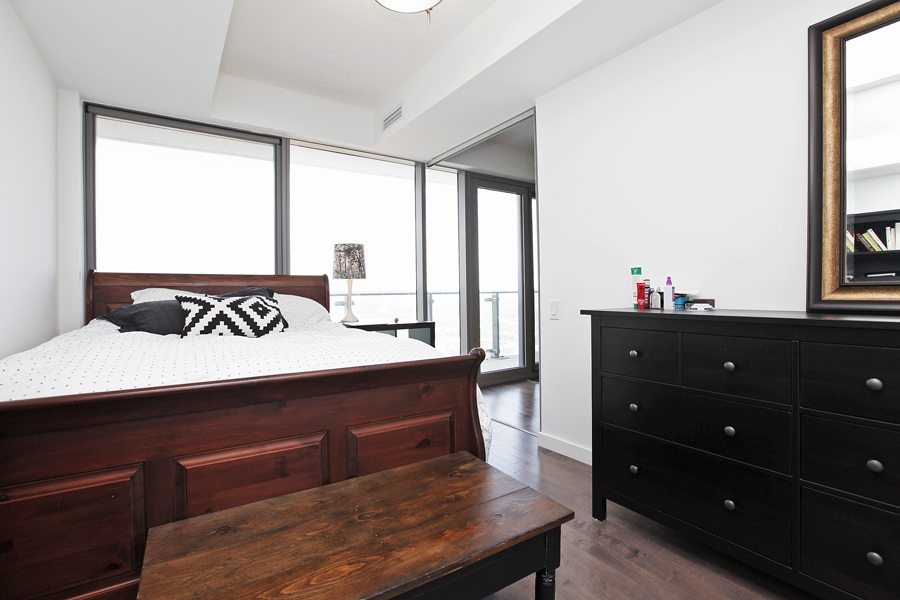 70 Distillery Lane #3104 condo for sale Bedroom