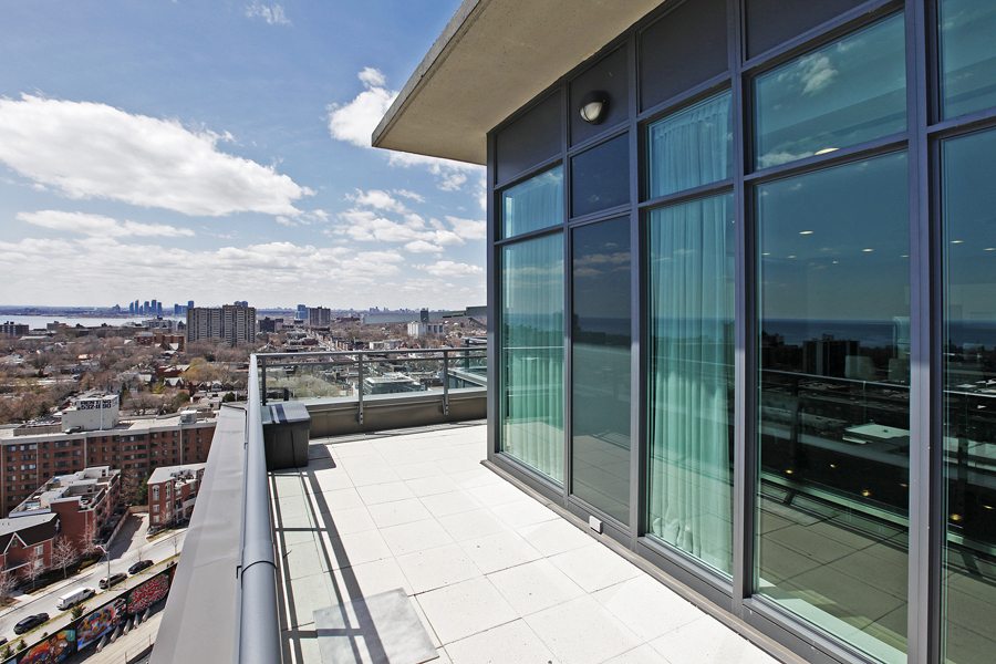 Bohemian Embassy Toronto Amenitities Roof Top Terrace 2