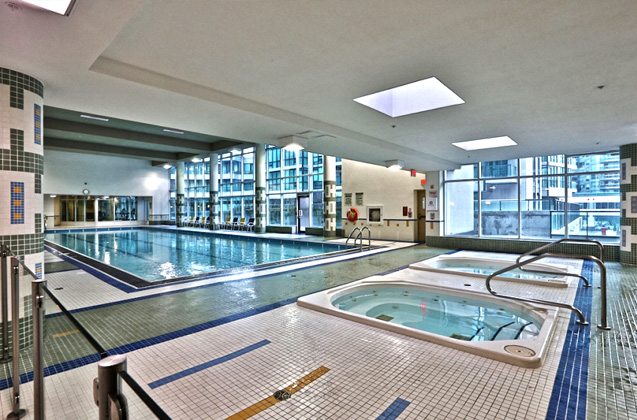 Executive Condo for Lease 33 Bay Street Toronto Pool