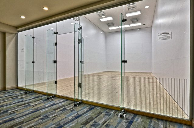 Executive condo for Lease 33 Bay Street Toronto Court