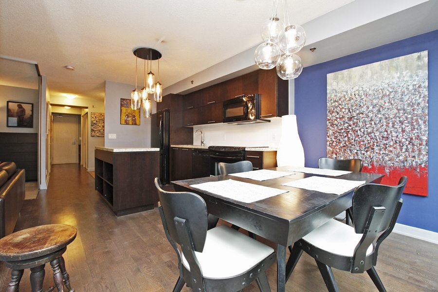 21 Nelson Street Condo for Sale Dining room 2