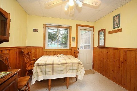 156 Bastedo Avenue Sold by BREL Eat in Kitchen