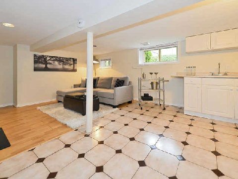 2 Chilton Rd East York Charm sold by BREL (14)