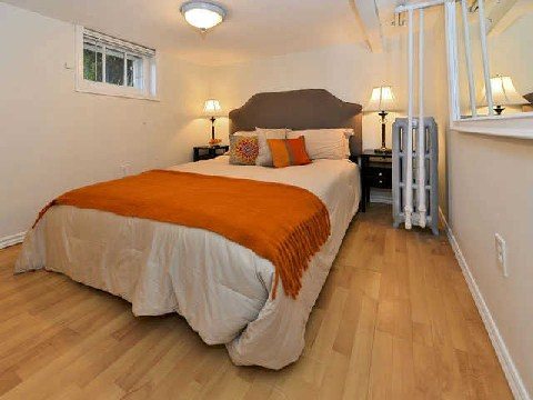 2 Chilton Rd East York Charm sold by BREL (15)