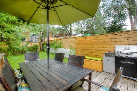 412 Rhodes Avenue Sold by BREL Back deck
