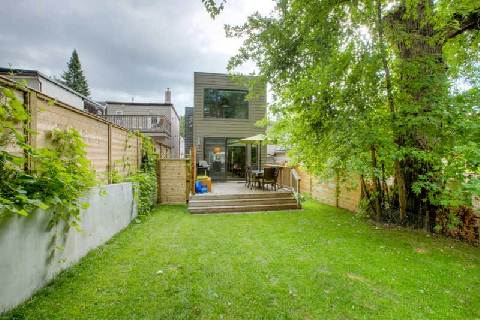 412 Rhodes Avenue Sold by BREL Back yard