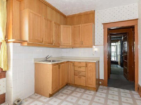 531 Runnymede Road Sold by BREL Kitchen