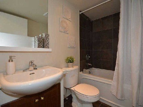 8 York Street 1812 Condo for sale (7)
