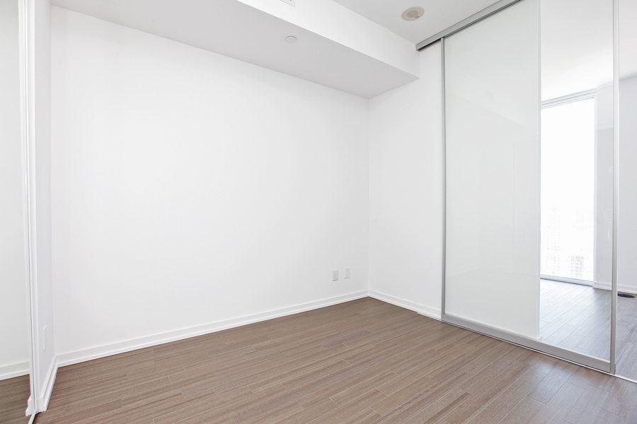 101 Peter Street #3102 For Lease Bedroom2