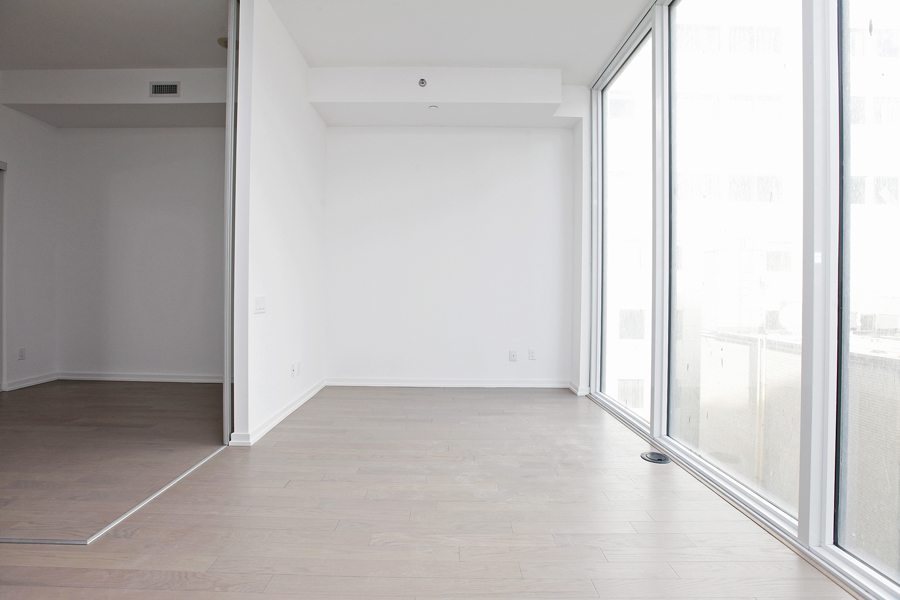 101 Peter Street Toronto Lease Living Room 2