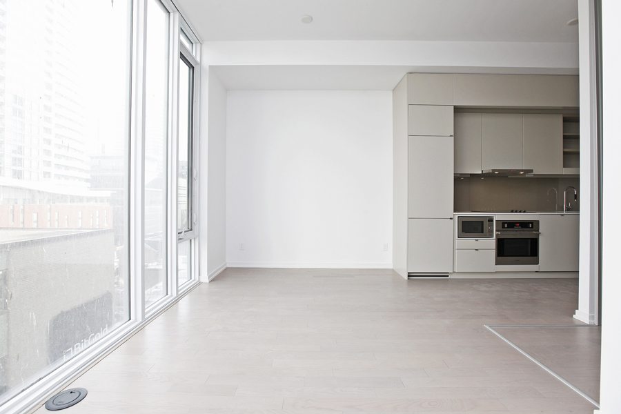 101 Peter Street Toronto Lease Living Room 4