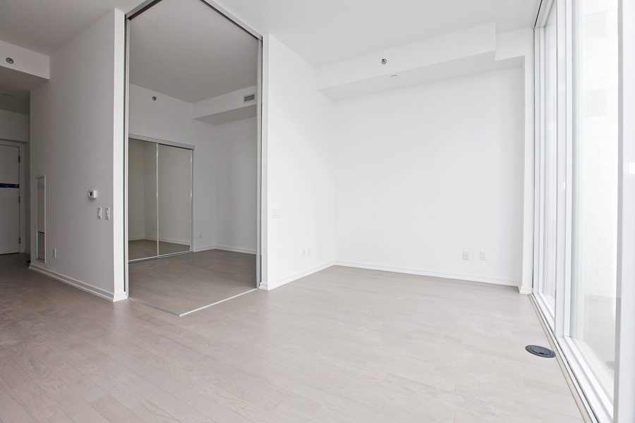 101 Peter Street Toronto Lease Living Room 5
