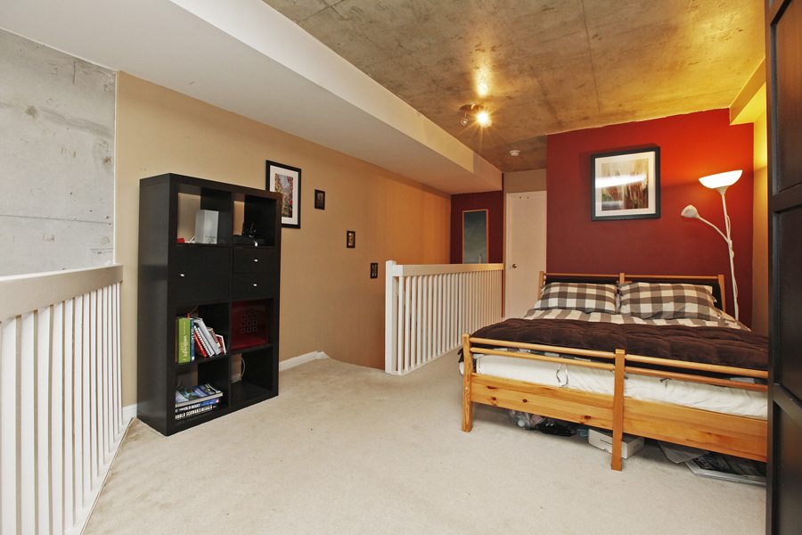 1029 King Street Loft for Lease Bedroom