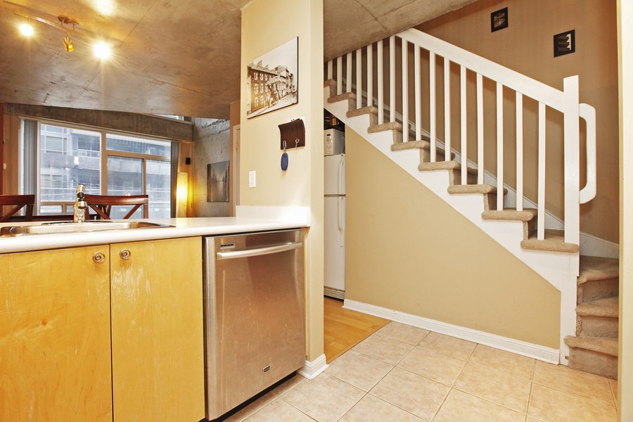1029 King Street Loft for Lease Kitchen 2