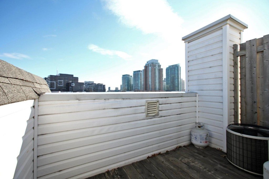 12 Sudbury Street Toronto Townhouse for Lease Terrace 2