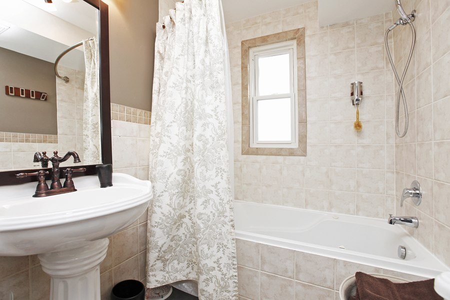 131 Carlaw for sale