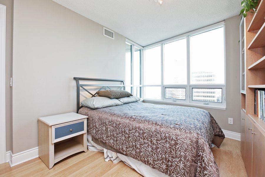 15 Greenview #2404 for Sale Bedroom