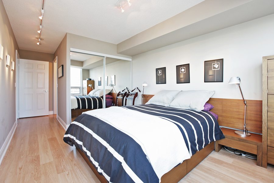 15 Greenview $2404 for Sale Master Bedroom 2