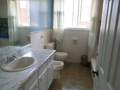 16 Raymore Drive Sold by BREL Bathroom