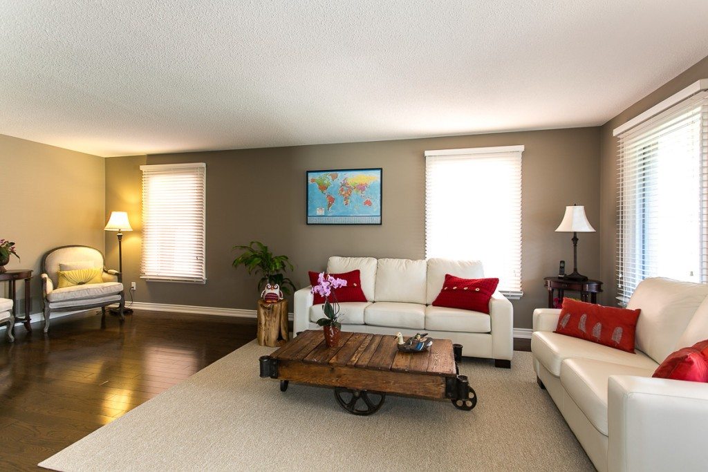 52 Millers Grove for Lease by BREL Great Room