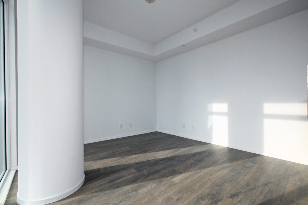 75 St Nicholas St Unit 2503 Main Living Area 5